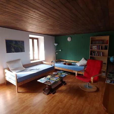 Valgrande Hostel